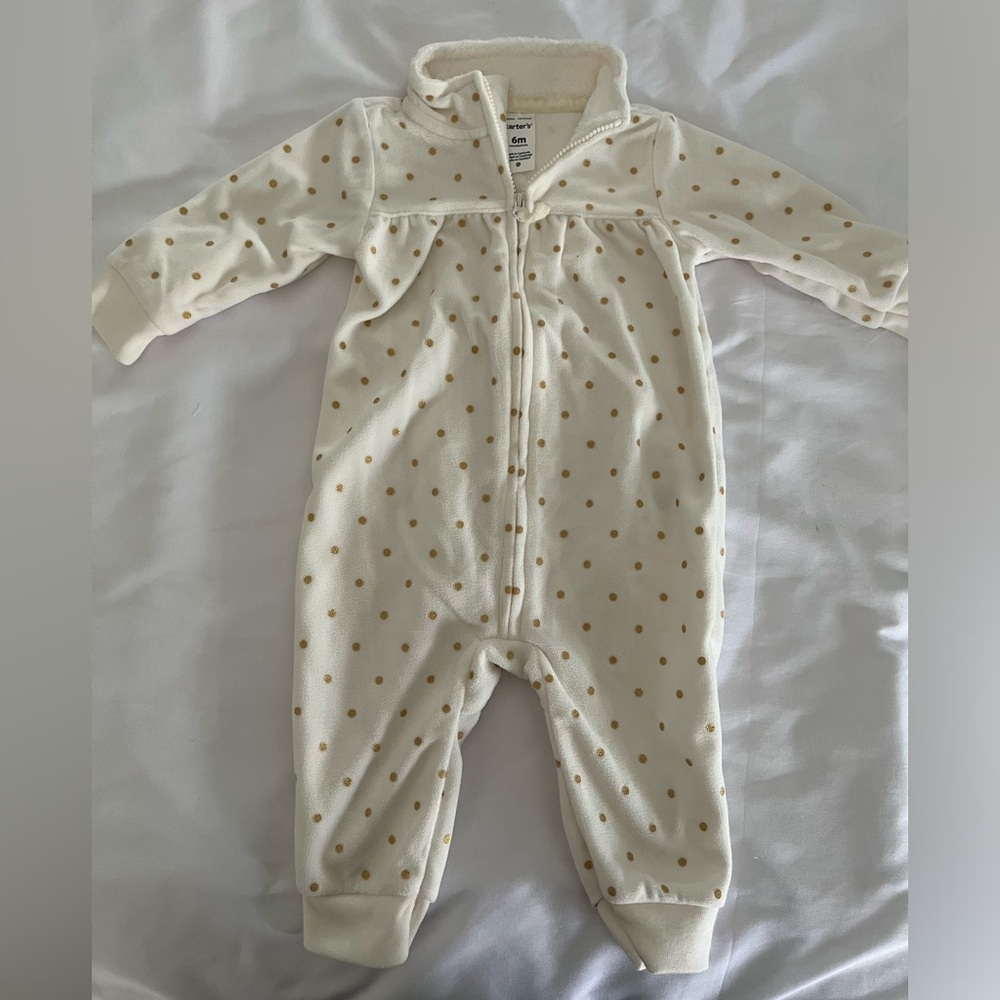 Flannel onesie white with gold polka dots